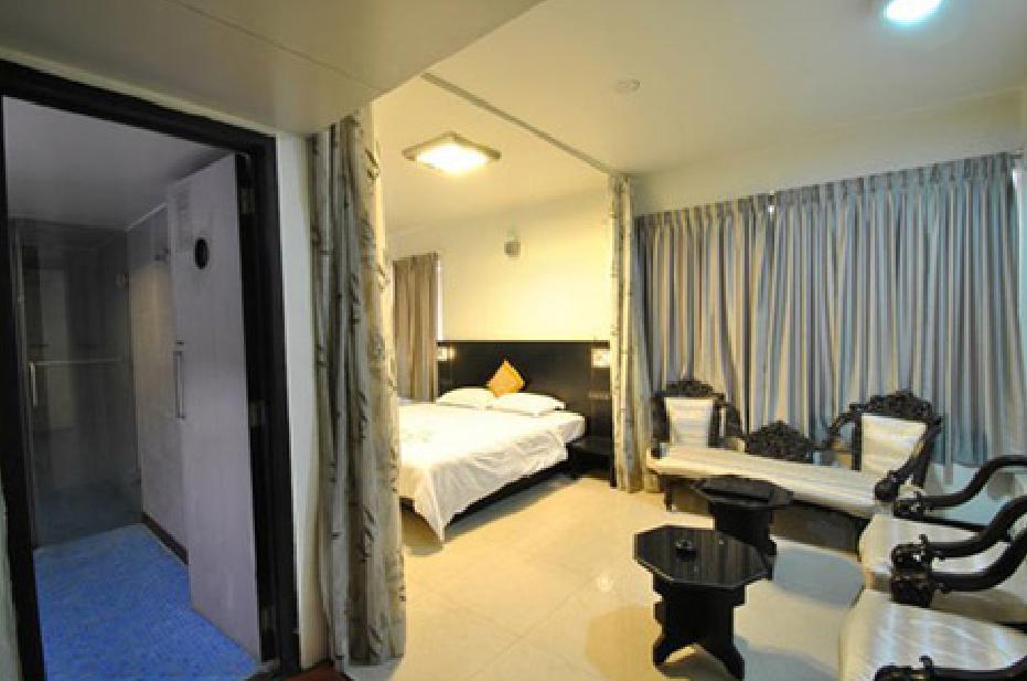 העיר בנגלור Hotel T.A.P. Gold Crest חדר תמונה